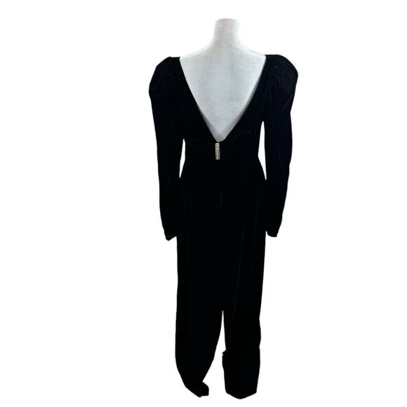 Vintage Union Made Black Velvet Low V Back Bow Detail Floor Length Dress 11/12 - Picture 7 of 16